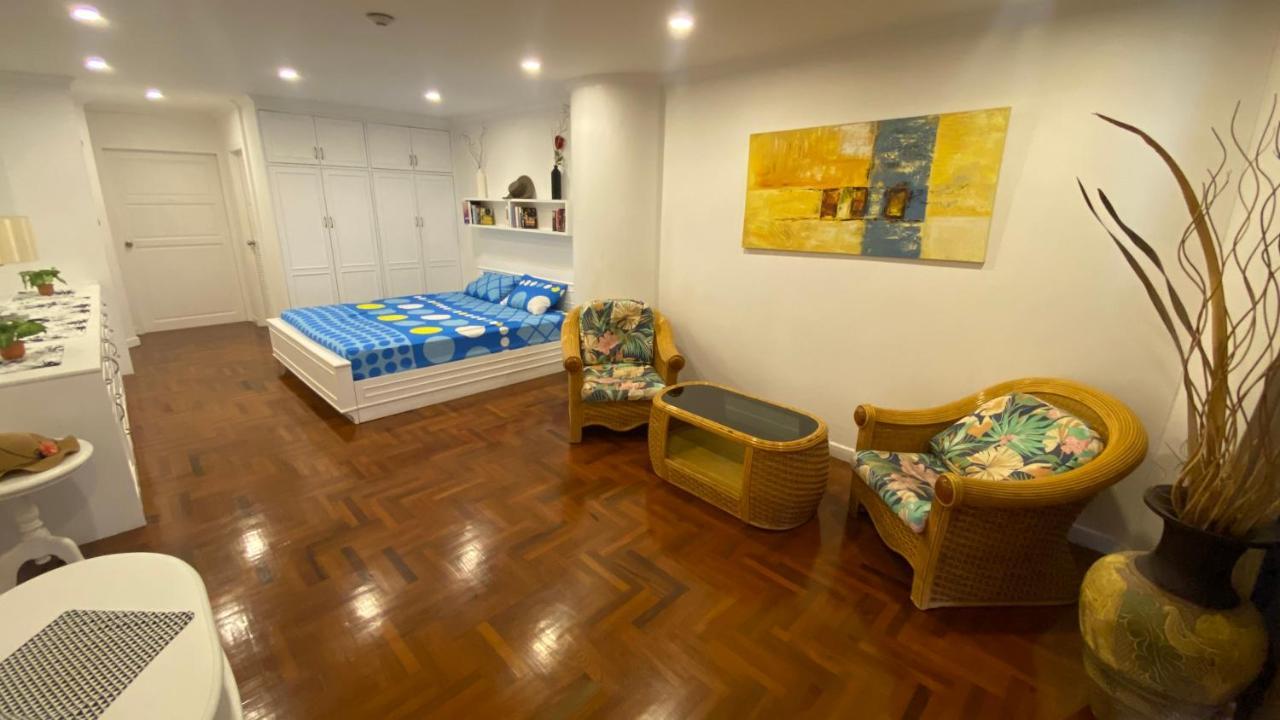 Sky Beach Beachfront Pattaya Eksteriør billede