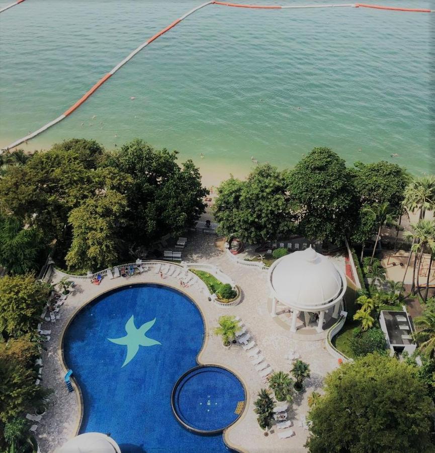 Sky Beach Beachfront Pattaya Eksteriør billede